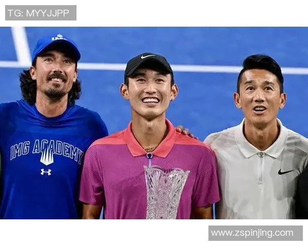 足球明星与网球巨星的精彩对比与交集探讨